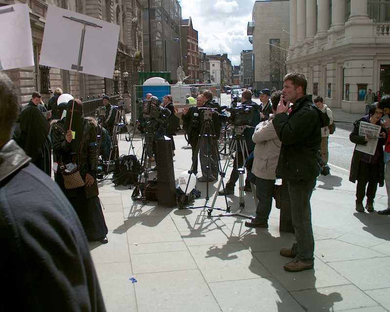 1/11 Babar Ahmad hearing 18 April 2005, Bow St Magistrates Court