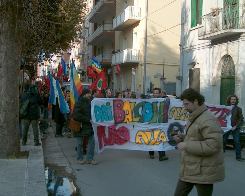 28/64 Iraq war demonstration Gioia del Colle, Italy, 5 April 2003