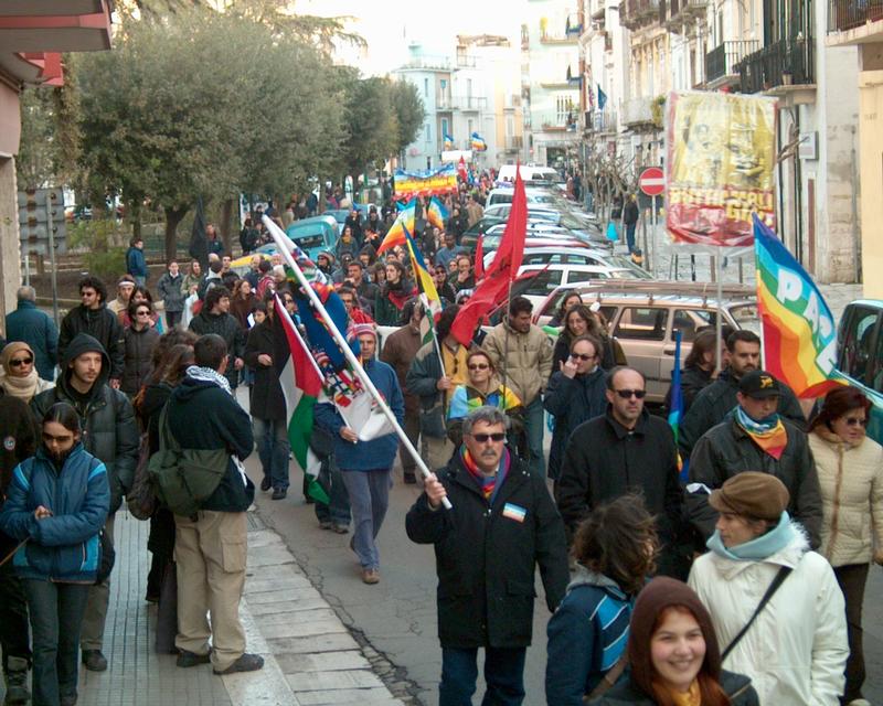 49/64 Iraq war demonstration Gioia del Colle, Italy, 5 April 2003
