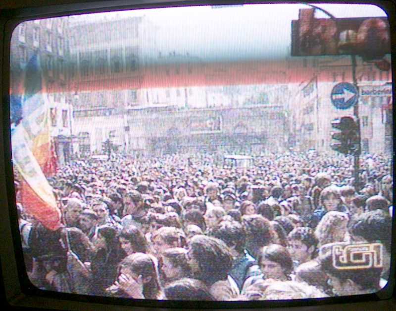 5/12 Iraq war demonstrations on TV in Italy, 21 March 2003