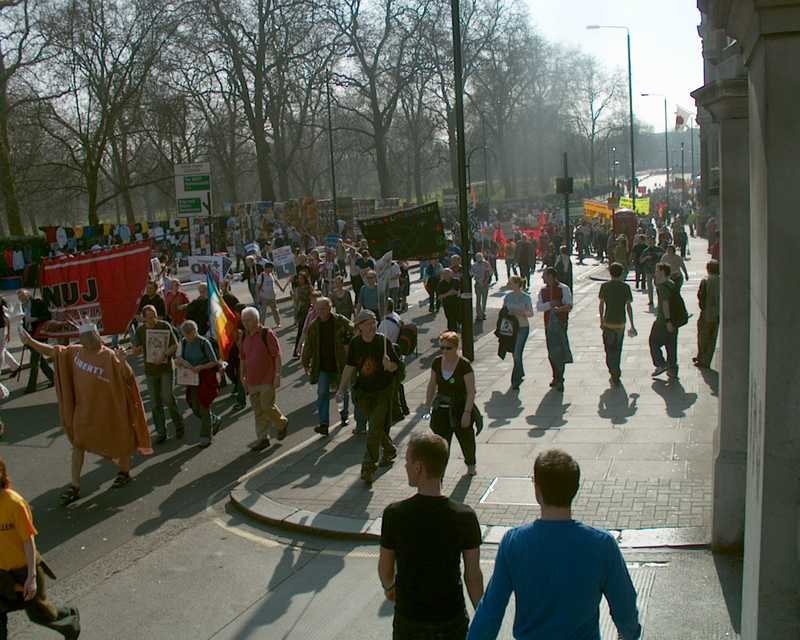 Iraq war demonstration, London 19 March 2005, in Picadilly 14:31:55