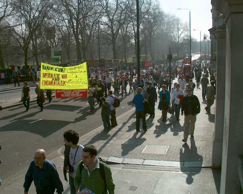 Iraq war demonstration, London 19 March 2005, in Picadilly 14:32:57