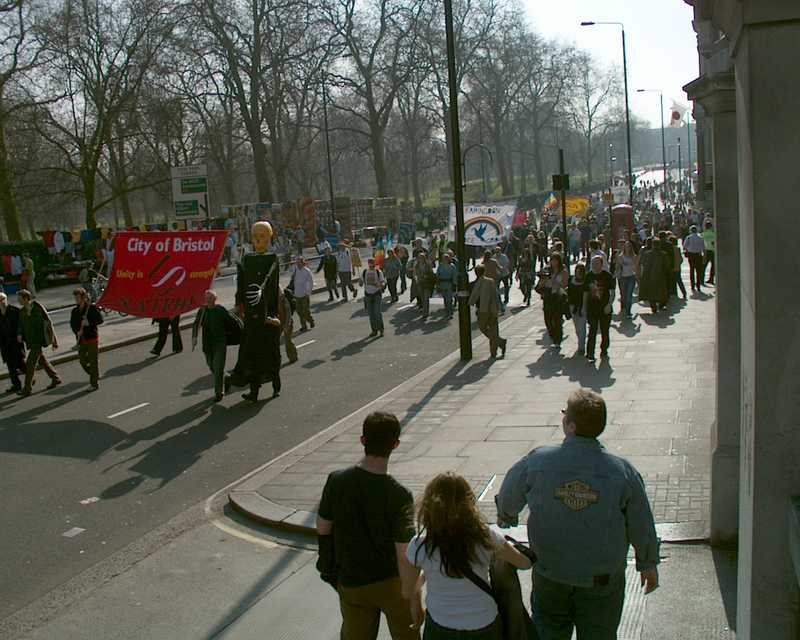 Iraq war demonstration, London 19 March 2005, in Picadilly 14:36:33