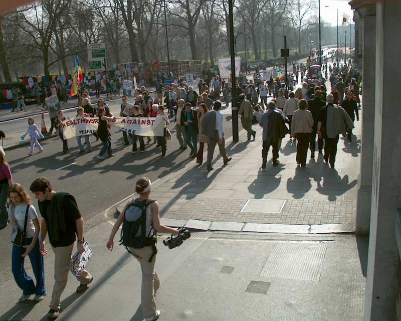 Iraq war demonstration, London 19 March 2005, in Picadilly 14:37:32