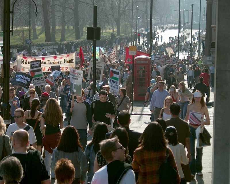 Iraq war demonstration, London 19 March 2005, in Picadilly 14:43:13