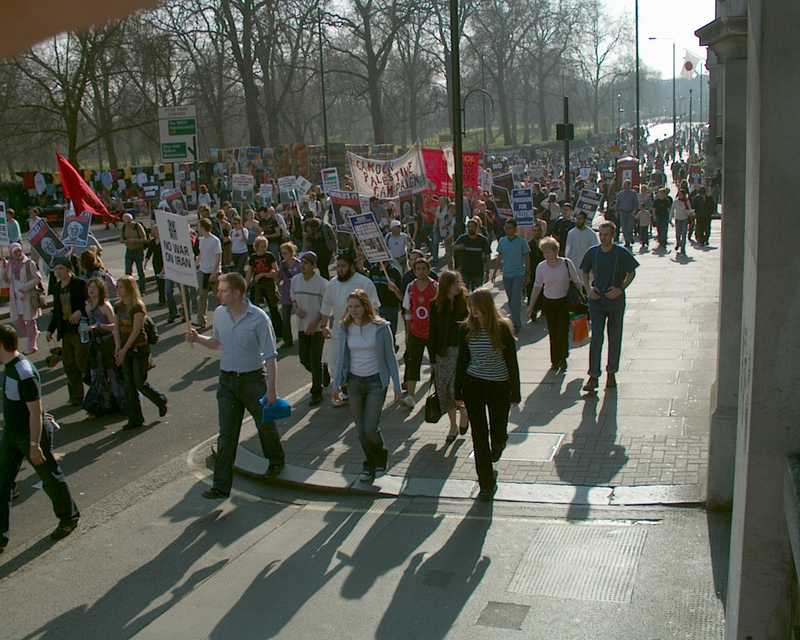 Iraq war demonstration, London 19 March 2005, in Picadilly 14:43:47