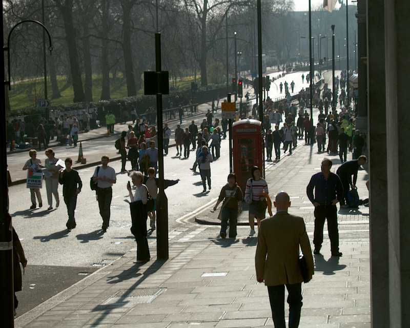 Iraq war demonstration, London 19 March 2005, in Picadilly 14:48:29