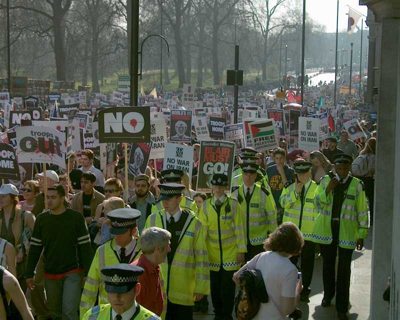 Iraq war demonstration, London 19 March 2005, in Picadilly 14:55:07