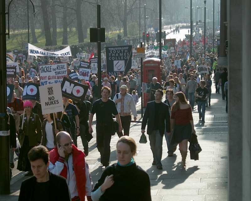 Iraq war demonstration, London 19 March 2005, in Picadilly 15:01:11