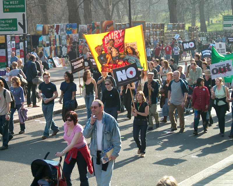 Iraq war demonstration, London 19 March 2005, in Picadilly 15:05:00