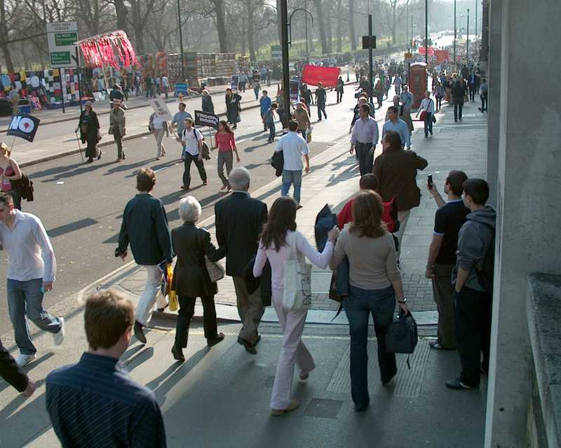 Iraq war demonstration, London 19 March 2005, in Picadilly 15:10:30