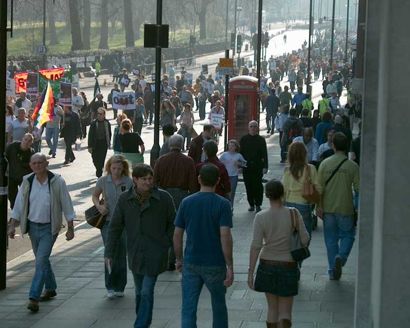 Iraq war demonstration, London 19 March 2005, in Picadilly 15:17:27