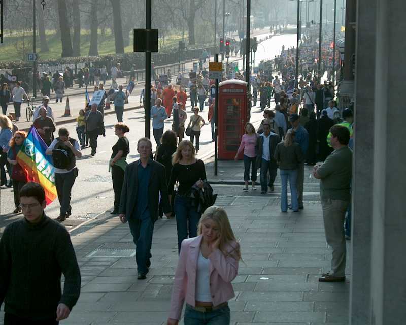 Iraq war demonstration, London 19 March 2005, in Picadilly 15:18:21