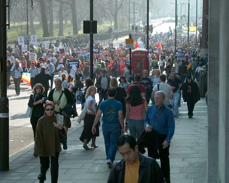 Iraq war demonstration, London 19 March 2005, in Picadilly 15:19:47