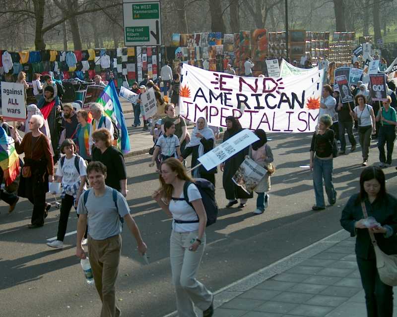 Iraq war demonstration, London 19 March 2005, in Picadilly 15:22:50