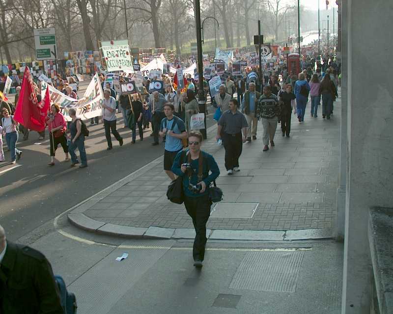 Iraq war demonstration, London 19 March 2005, in Picadilly 15:25:04