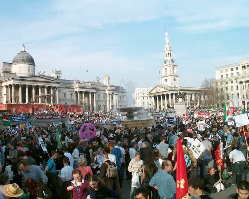 Iraq war demonstration, London 19 March 2005, in Trafalgar Square 16:02:02