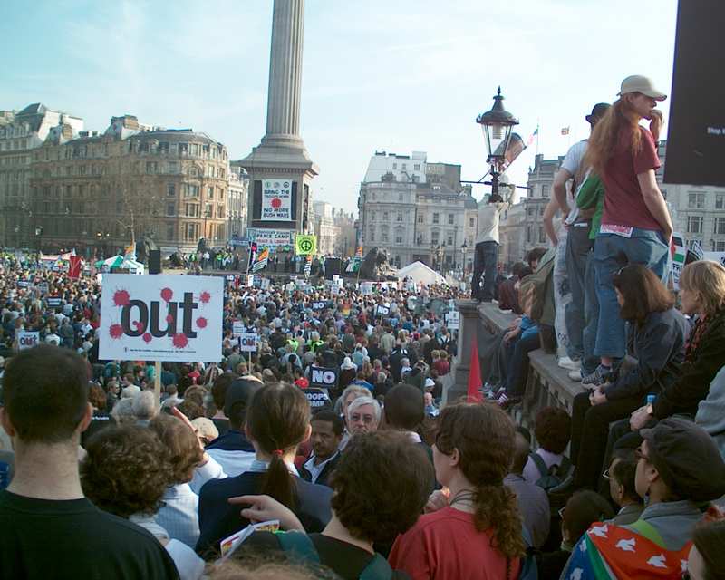 Iraq war demonstration, London 19 March 2005, in Trafalgar Square 16:07:40