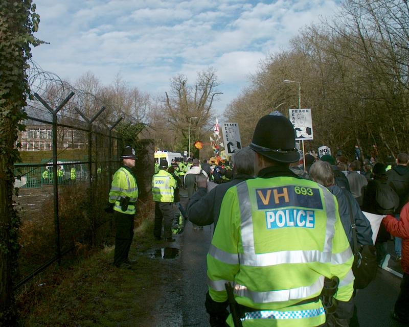 Demonstration at Northwood HQ, 19 Jan 2003 12:54:13