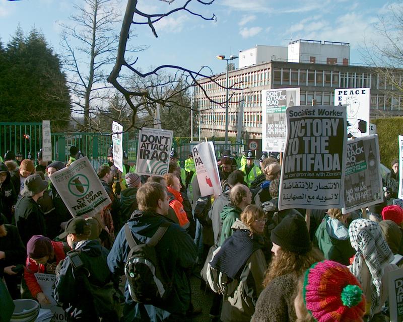 Demonstration at Northwood HQ, 19 Jan 2003 12:59:56