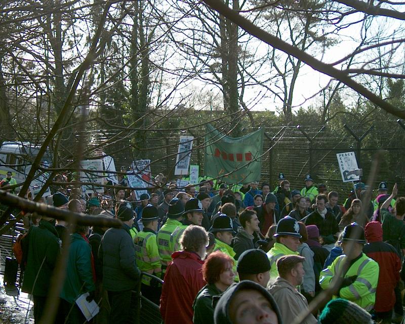 Demonstration at Northwood HQ, 19 Jan 2003 13:03:32