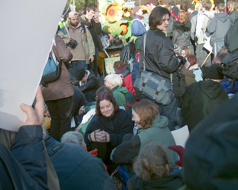 Demonstration at Northwood HQ, 19 Jan 2003 13:15:27