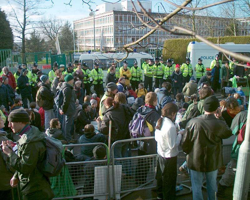 Demonstration at Northwood HQ, 19 Jan 2003 14:31:07