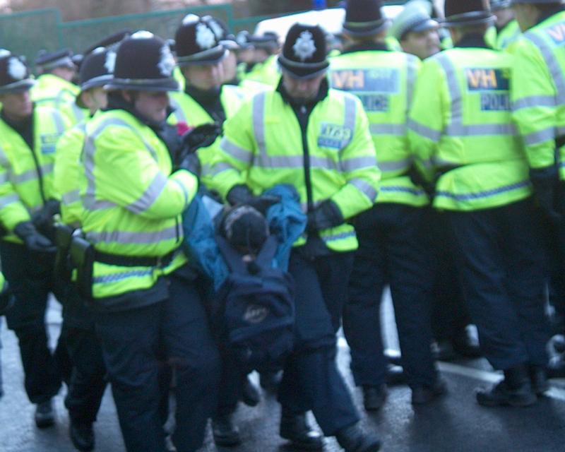 Demonstration at Northwood HQ, 19 Jan 2003 15:36:57