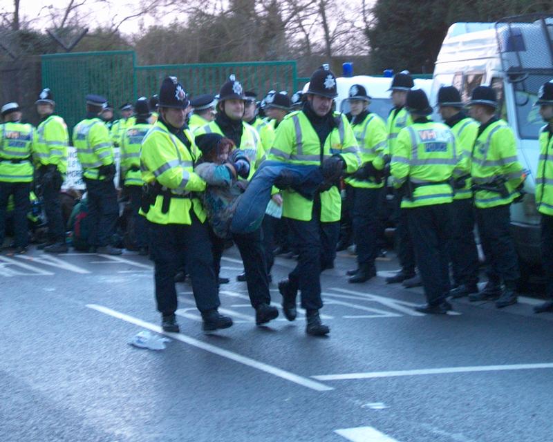 Demonstration at Northwood HQ, 19 Jan 2003 15:42:58