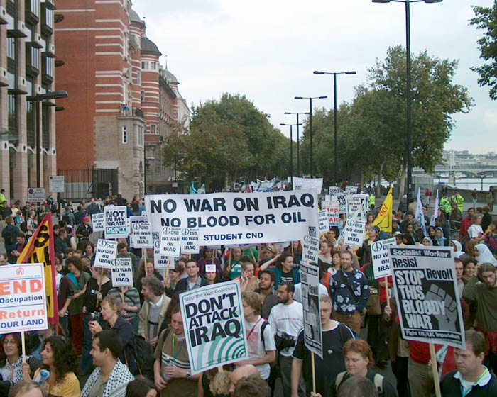 14/82 Iraq war demonstration, London 28 Sep 2002 14:25:54