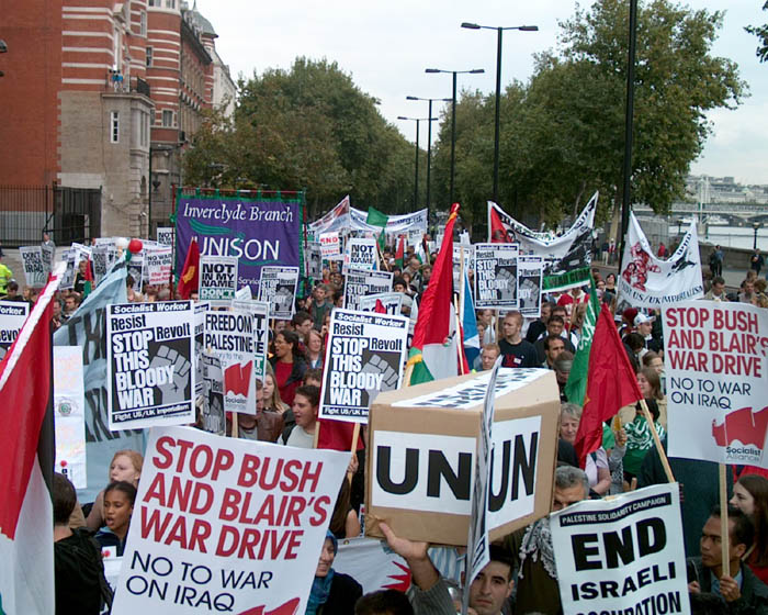 18/82 Iraq war demonstration, London 28 Sep 2002 14:29:17