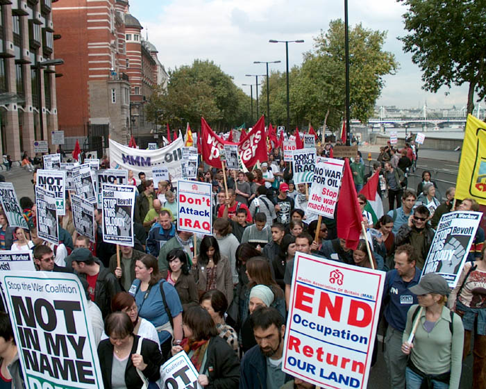 26/82 Iraq war demonstration, London 28 Sep 2002 14:35:18