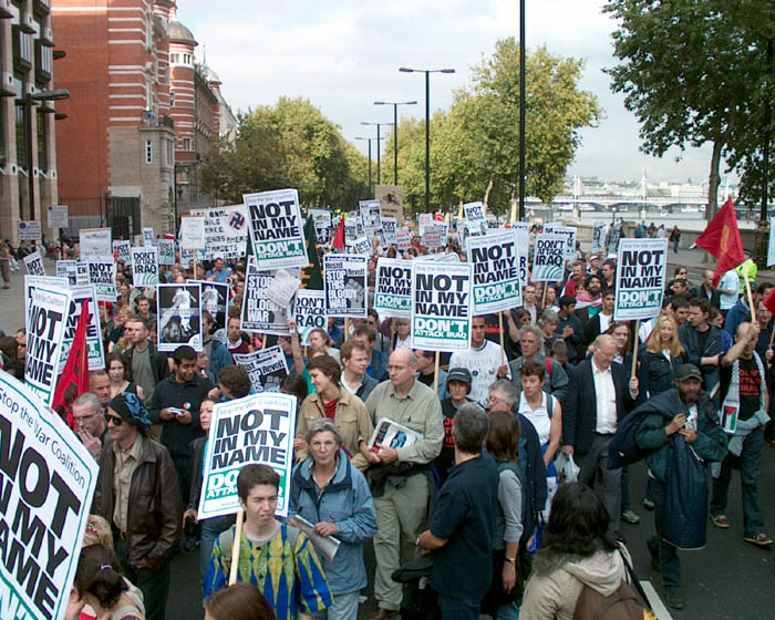 28/82 Iraq war demonstration, London 28 Sep 2002 14:37:33