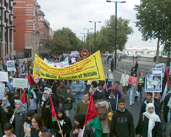 32/82 Iraq war demonstration, London 28 Sep 2002 14:40:28