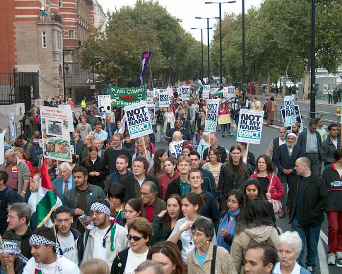 35/82 Iraq war demonstration, London 28 Sep 2002 14:43:00
