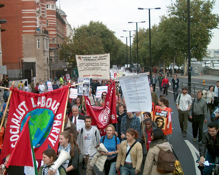 36/82 Iraq war demonstration, London 28 Sep 2002 14:45:14