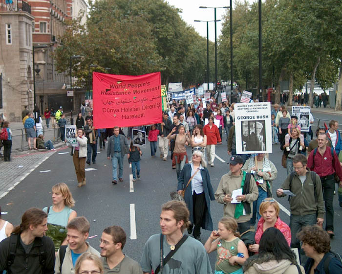 37/82 Iraq war demonstration, London 28 Sep 2002 14:45:36