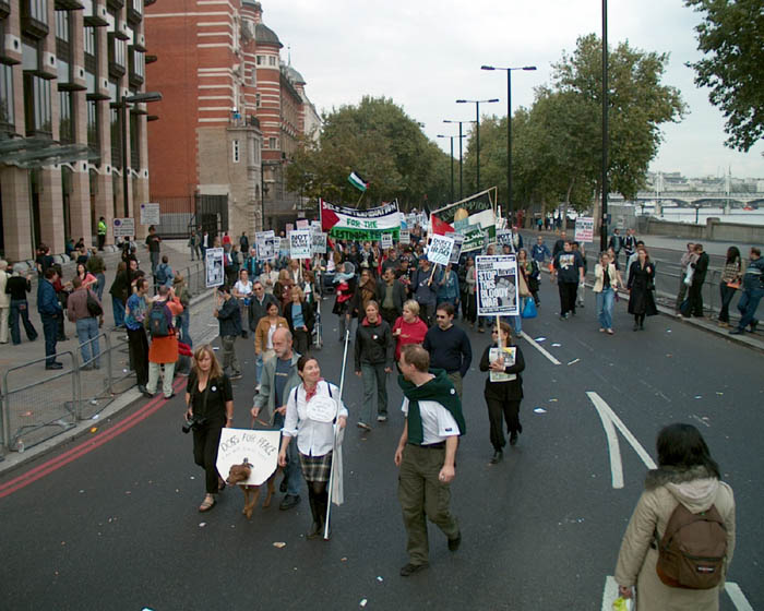 39/82 Iraq war demonstration, London 28 Sep 2002 14:48:21