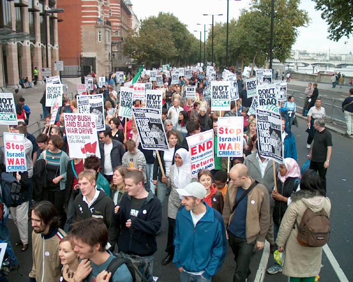 42/82 Iraq war demonstration, London 28 Sep 2002 14:51:34