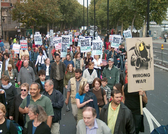 46/82 Iraq war demonstration, London 28 Sep 2002 14:56:50