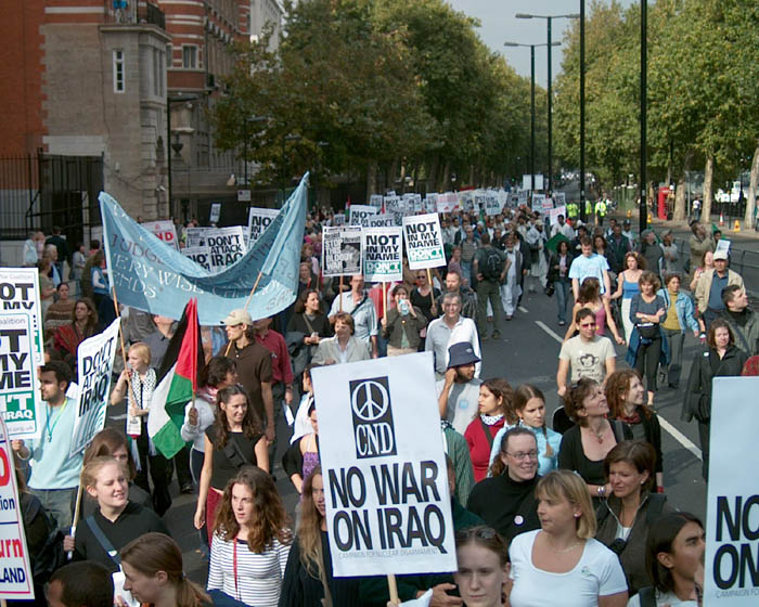 52/82 Iraq war demonstration, London 28 Sep 2002 15:05:34