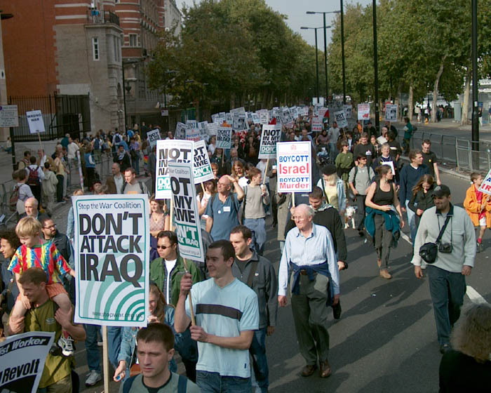 53/82 Iraq war demonstration, London 28 Sep 2002 15:08:19
