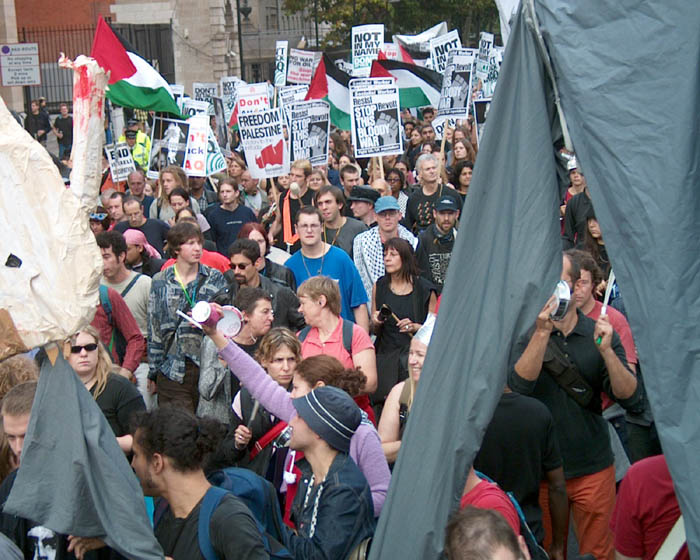 55/82 Iraq war demonstration, London 28 Sep 2002 15:25:08