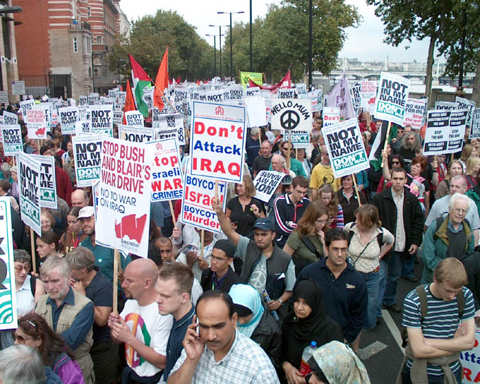 61/82 Iraq war demonstration, London 28 Sep 2002 15:31:24