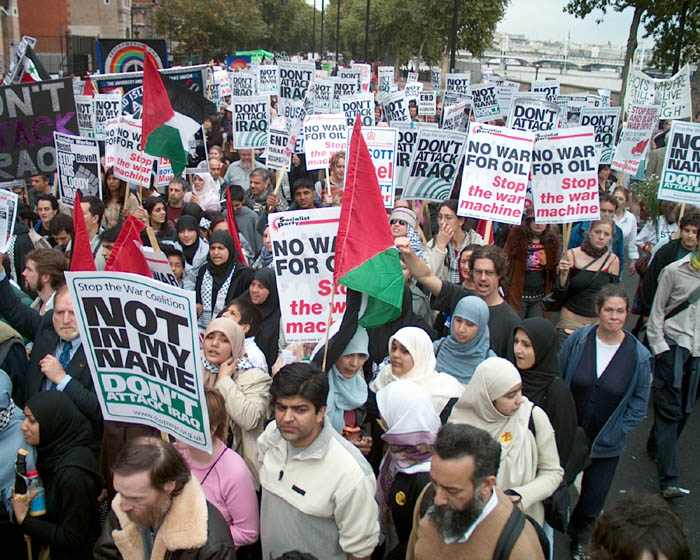 66/82 Iraq war demonstration, London 28 Sep 2002 15:37:34