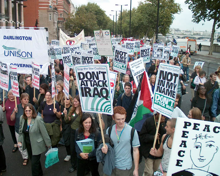 69/82 Iraq war demonstration, London 28 Sep 2002 15:46:42