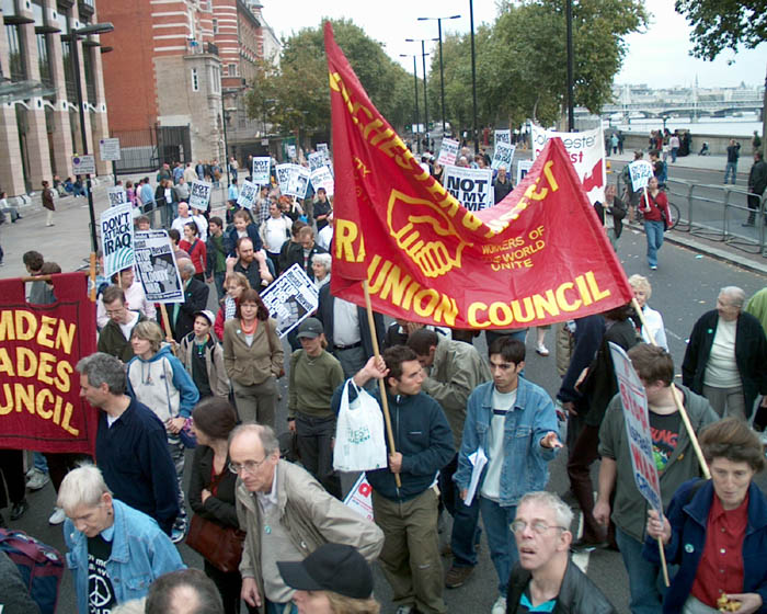 77/82 Iraq war demonstration, London 28 Sep 2002 15:59:46